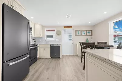 6154 Midnight Pass Road #B1, Sarasota, FL 34242 - Photo 10