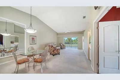9641 Castle Point Drive #1226, Sarasota, FL 34238 - Photo 12