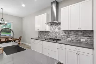 6325 Rivo Lks Blvd, Sarasota, FL 34241 - Photo 22