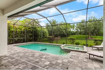 6325 Rivo Lakes Boulevard, Sarasota, FL 34241 - Photo 12