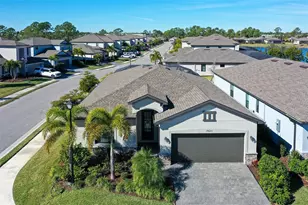 19625 Fishhawk Trl, Venice, FL 34293 - Photo 2