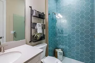 7427 Moonbeam Ave, Sarasota, FL 34241 - Photo 18