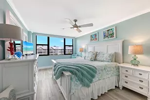 5855 Midnight Pass Rd, Sarasota, FL 34242 - Photo 4