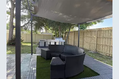 907 Fruitland Avenue, Bradenton, FL 34207 - Photo 4