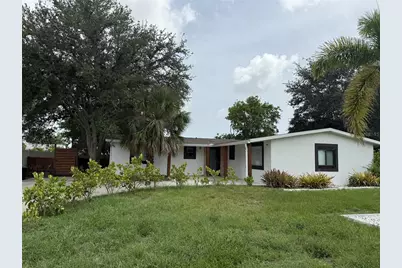 907 Fruitland Avenue, Bradenton, FL 34207 - Photo 1