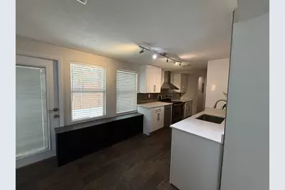 907 Fruitland Avenue, Bradenton, FL 34207 - Photo 8