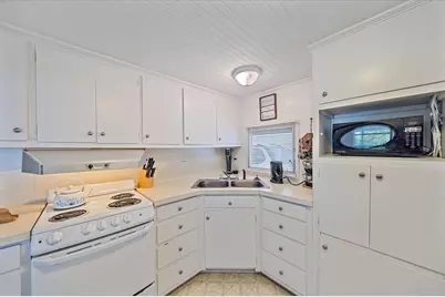 1100 University Parkway #58, Sarasota, FL 34234 - Photo 4
