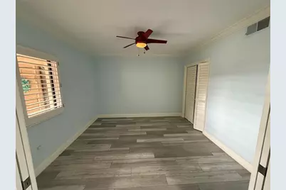 19700 Gulf Boulevard #202, Indian Shores, FL 33785 - Photo 10