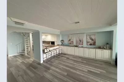 19700 Gulf Boulevard #202, Indian Shores, FL 33785 - Photo 2