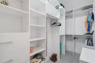 2373 Prospect St, Sarasota, FL 34239 - Photo 14