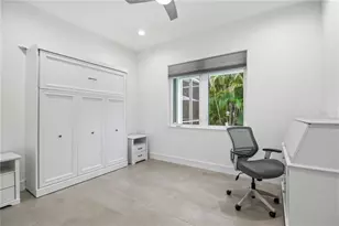 2373 Prospect St, Sarasota, FL 34239 - Photo 18