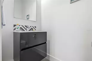 2373 Prospect St, Sarasota, FL 34239 - Photo 20