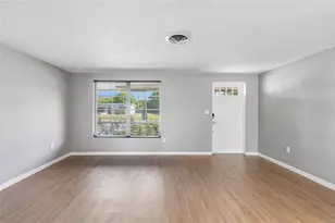 2348 Doud St, Sarasota, FL 34231 - Photo 8