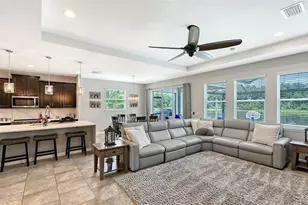 15112 Las Olas Pl, Bradenton, FL 34212 - Photo 10