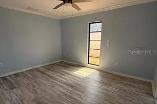 465 E Seminole Dr, Venice, FL 34293 - Photo 4