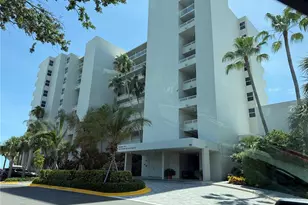 210 Sands Point Rd, Longboat Key, FL 34228 - Photo 26
