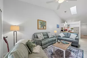 1041 Capri Isles Blvd, Venice, FL 34292 - Photo 8