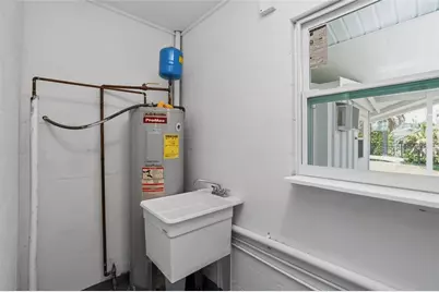 1524 Carson Circle NE, Saint Petersburg, FL 33703 - Photo 68