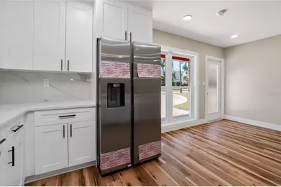 1524 Carson Circle NE, Saint Petersburg, FL 33703 - Photo 14