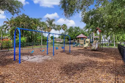 6143 42nd Street Circle E, Bradenton, FL 34203 - Photo 30