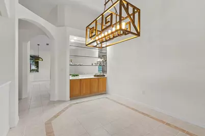 8315 Deerbrook Circle, Sarasota, FL 34238 - Photo 10