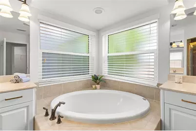 7627 Desert Inn Way, Bradenton, FL 34202 - Photo 30