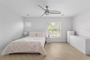 7627 Desert Inn Way, Bradenton, FL 34202 - Photo 32