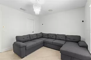 7627 Desert Inn Way, Bradenton, FL 34202 - Photo 38