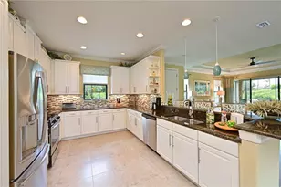 5007 Serata Dr, Bradenton, FL 34211 - Photo 10