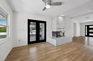 521 Cummings St, Sarasota, FL 34242 - Photo 10