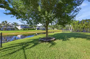 5713 Sunflower Cir, Sarasota, FL 34238 - Photo 32
