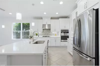 5713 Sunflower Circle, Sarasota, FL 34238 - Photo 4