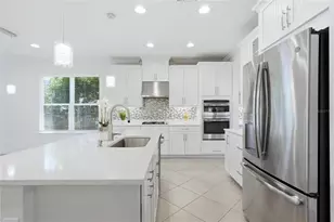 5713 Sunflower Cir, Sarasota, FL 34238 - Photo 4