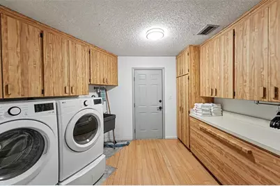 1615 Saint Pauls Drive, Clearwater, FL 33764 - Photo 20