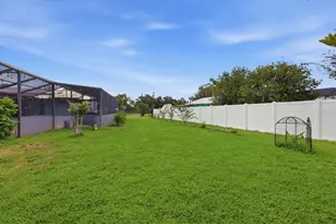7714 N Leewynn Dr, Sarasota, FL 34240 - Photo 32