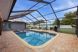 7714 N Leewynn Dr, Sarasota, FL 34240 - Photo 4