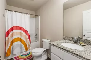 2737 E Price Blvd, North Port, FL 34288 - Photo 16