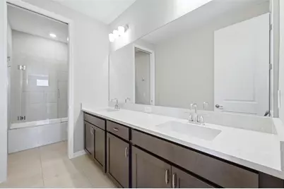 8494 Snowfall Street, Sarasota, FL 34241 - Photo 20