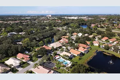 8006 Bobcat Circle, Sarasota, FL 34238 - Photo 34