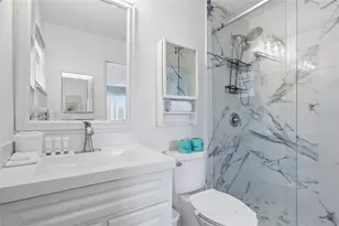 207 71st St, Holmes Beach, FL 34217 - Photo 14