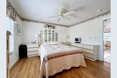 205 Highland Avenue #3, Bradenton Beach, FL 34217 - Photo 18