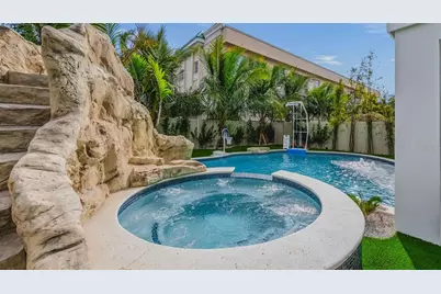 1142 Windsong Lane #A, Sarasota, FL 34242 - Photo 58