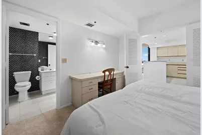 2020 Harbourside Drive #457, Longboat Key, FL 34228 - Photo 30
