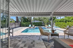2437 Floyd St, Sarasota, FL 34239 - Photo 24