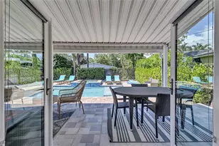 2437 Floyd St, Sarasota, FL 34239 - Photo 28