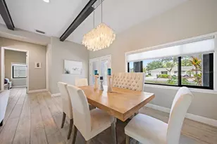 1905 Tulip Dr, Sarasota, FL 34239 - Photo 12