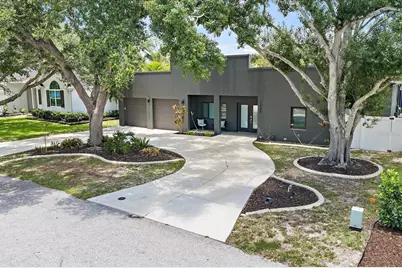 1905 Tulip Drive, Sarasota, FL 34239 - Photo 4