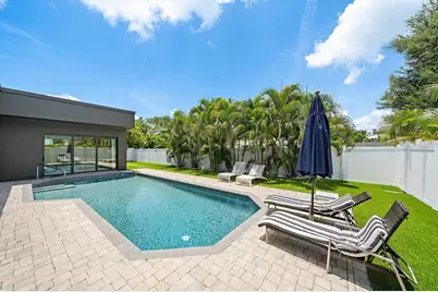 1905 Tulip Drive, Sarasota, FL 34239 - Photo 42