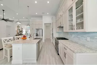 4657 Antrim Drive, Sarasota, FL 34240 - Photo 12