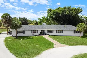 5240 Myakka Valley Trail, Sarasota, FL 34241 - Photo 2